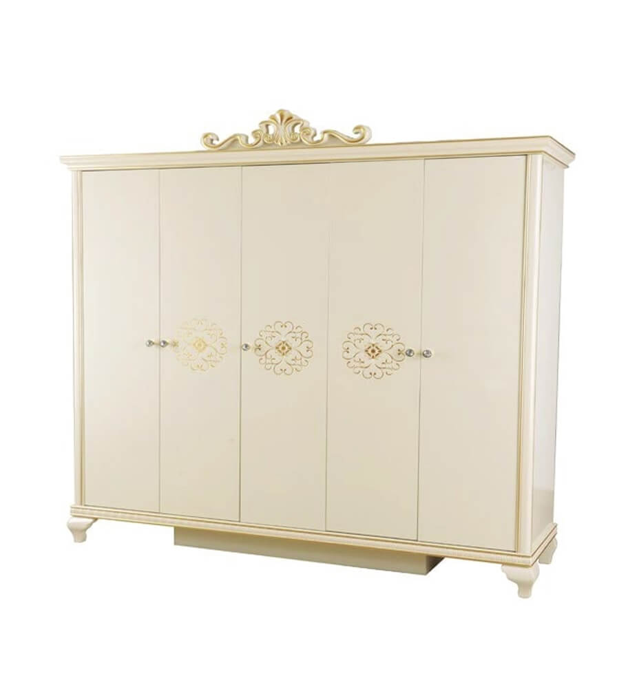 royalwardrobe